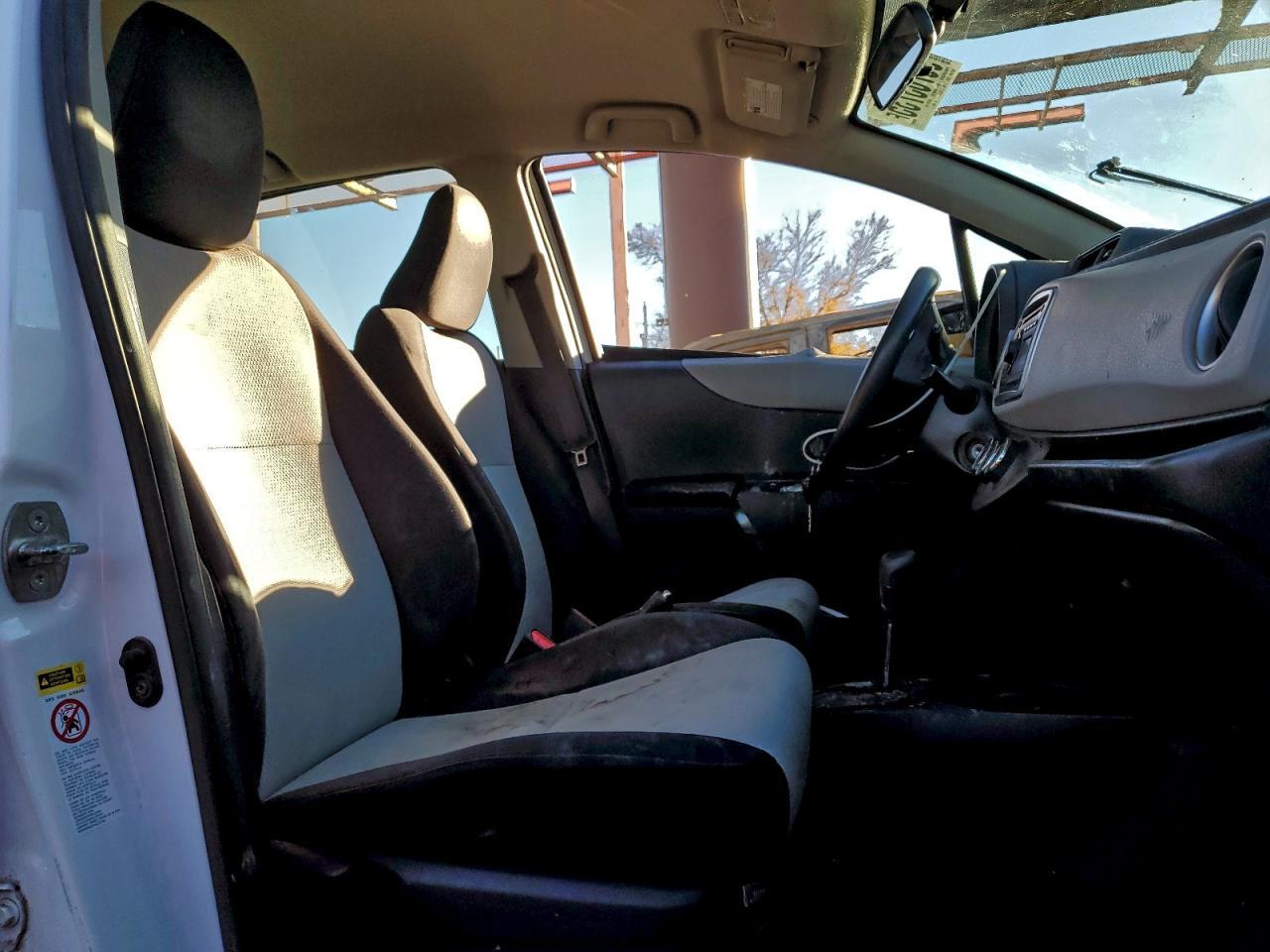 2012 TOYOTA YARIS