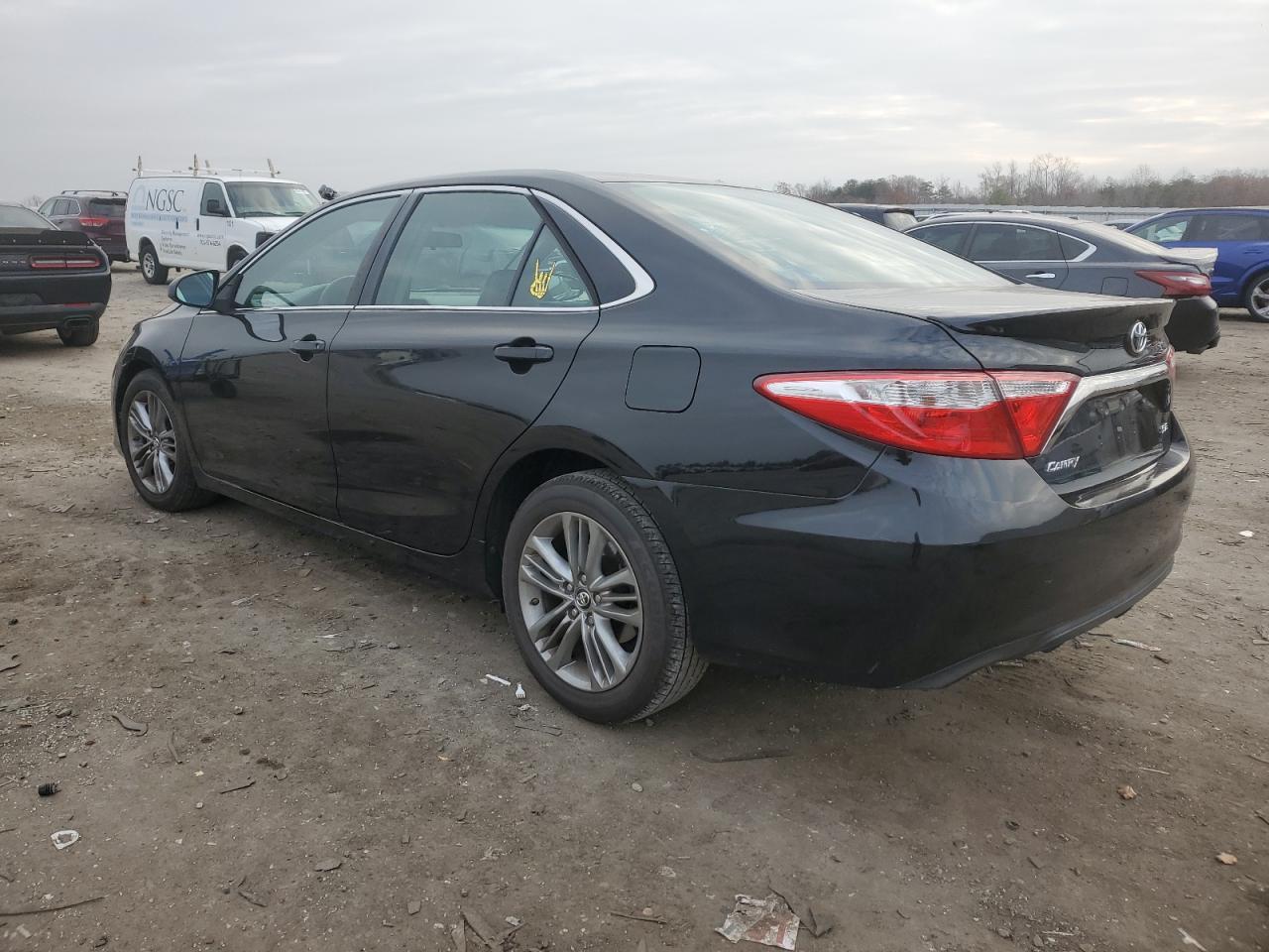 2016 TOYOTA CAMRY