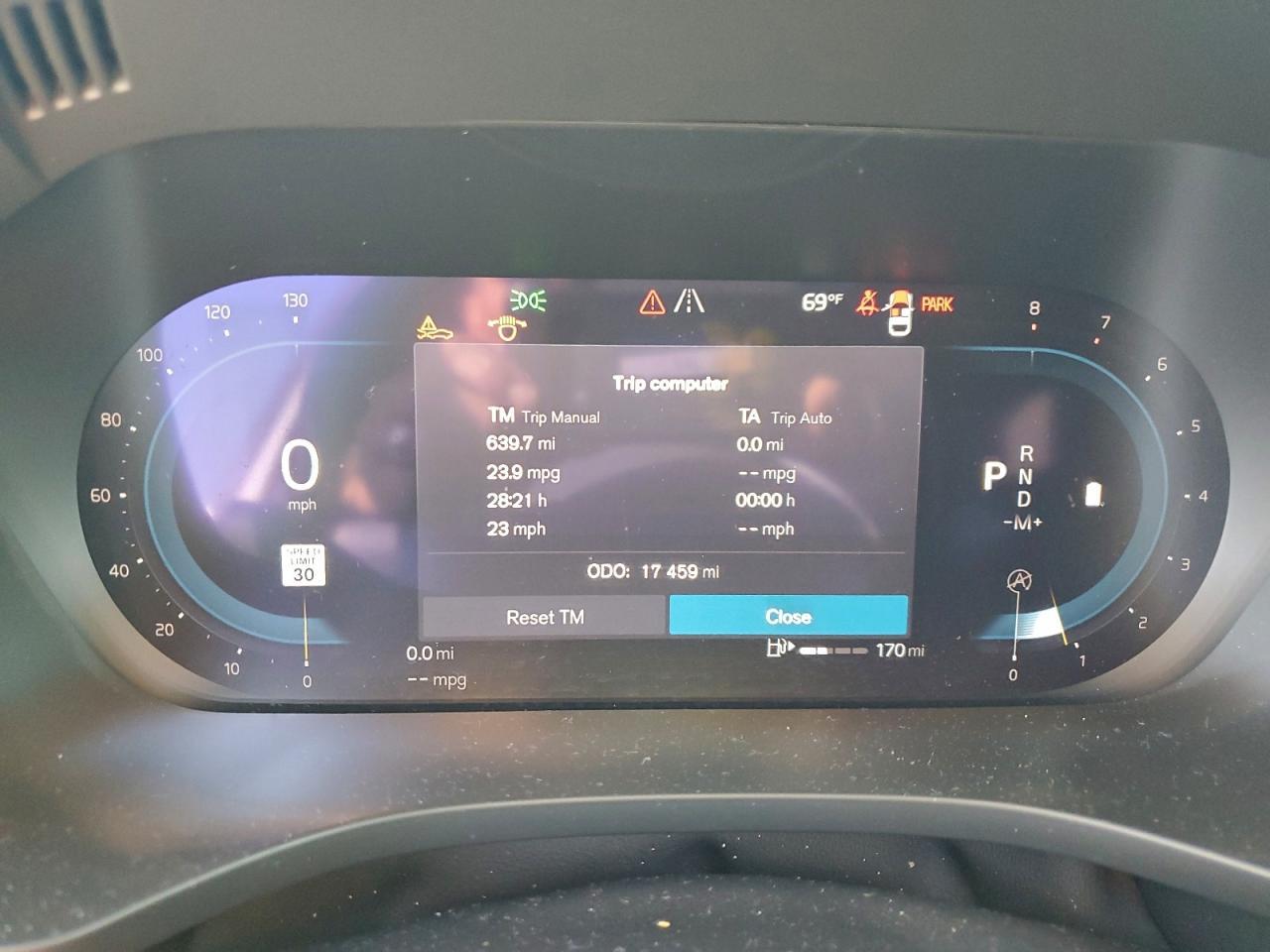 2023 VOLVO XC60