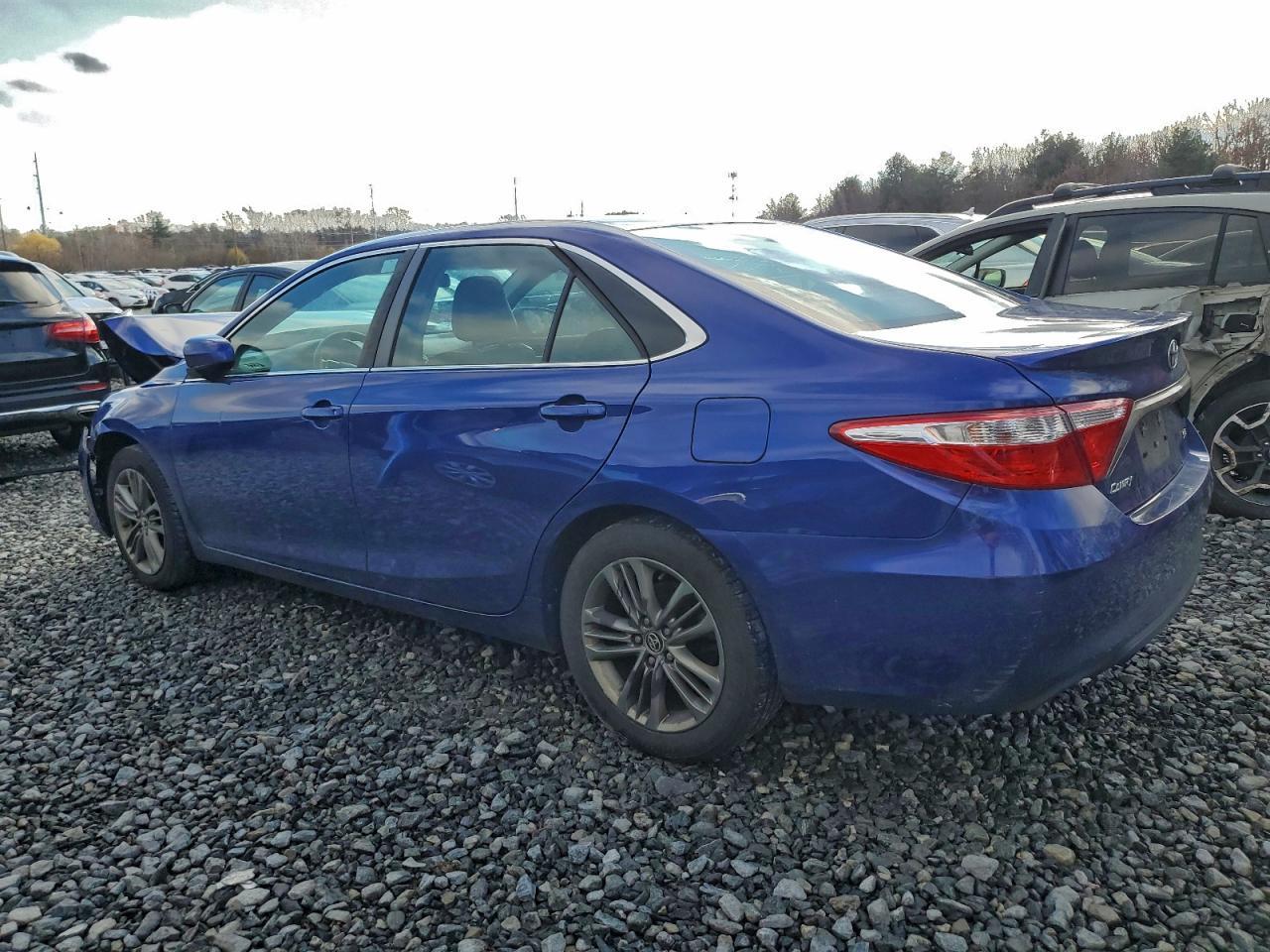2016 TOYOTA CAMRY