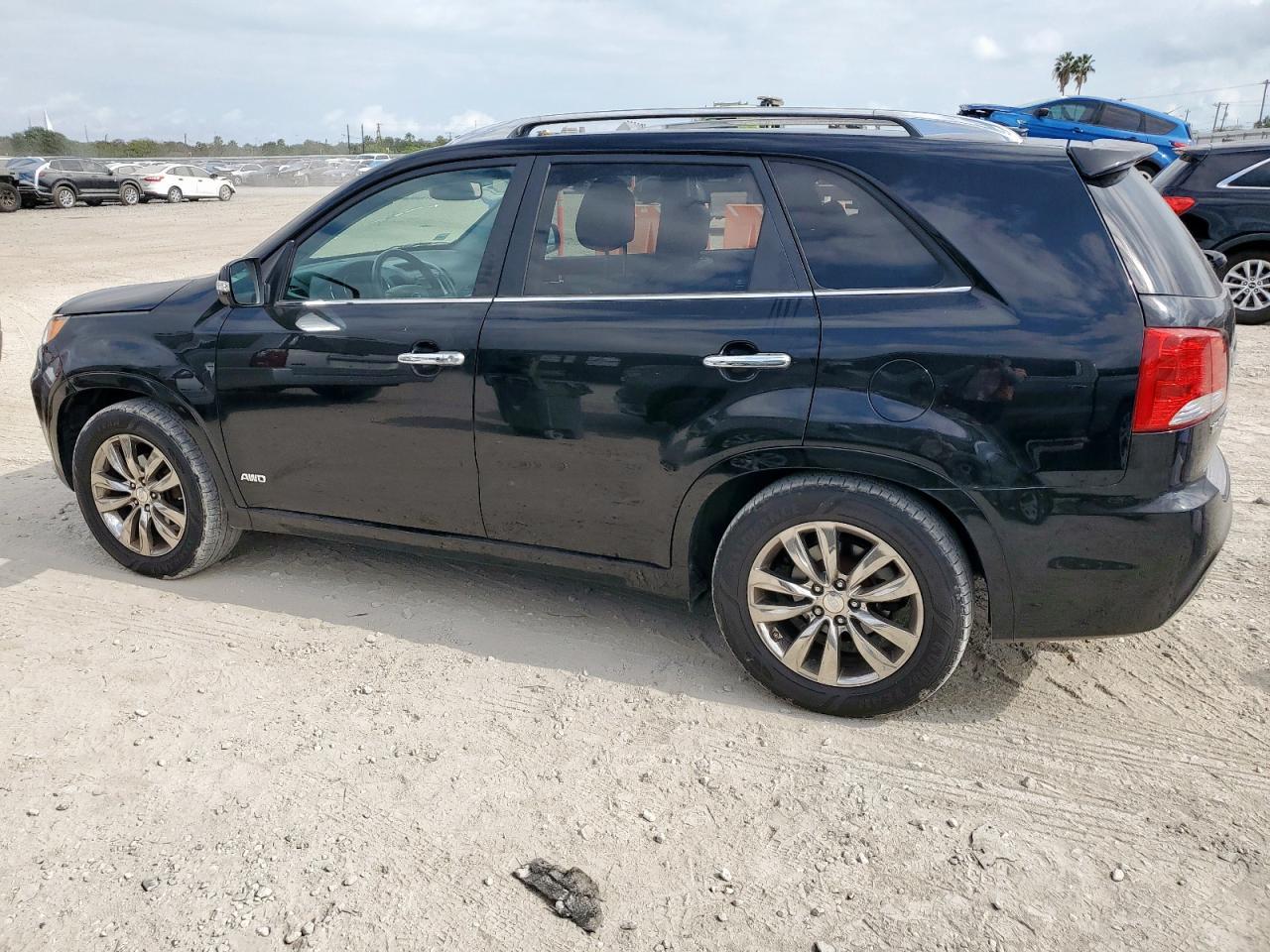 2013 KIA SORENTO