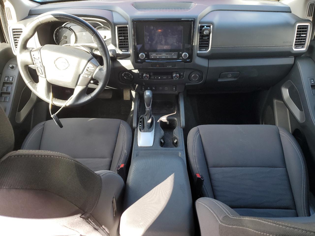2022 NISSAN Frontier