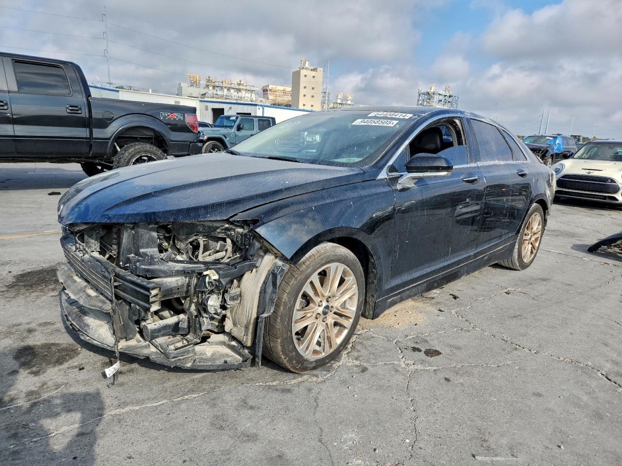 2016 LINCOLN MKZ
