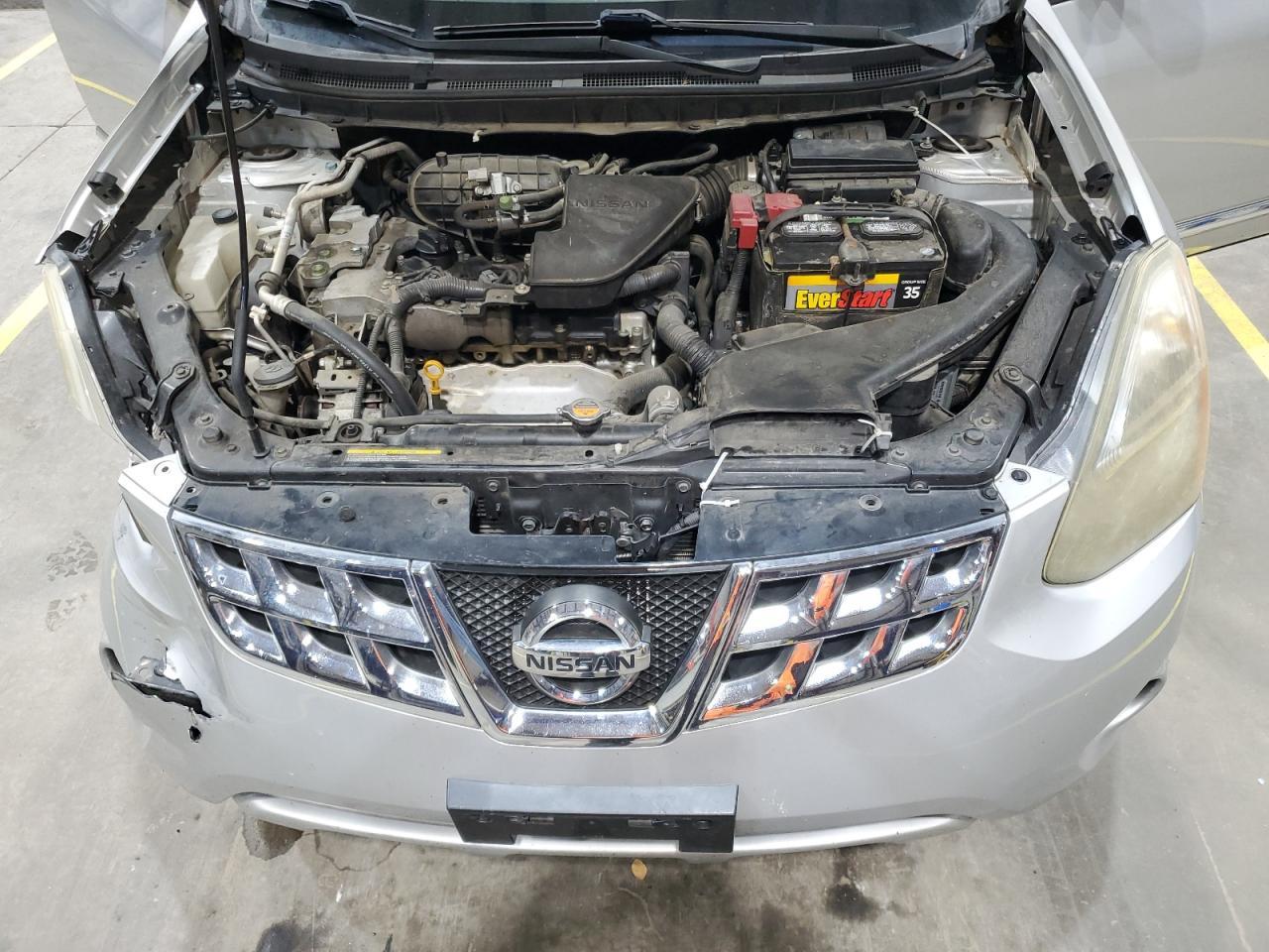 2014 NISSAN ROGUE