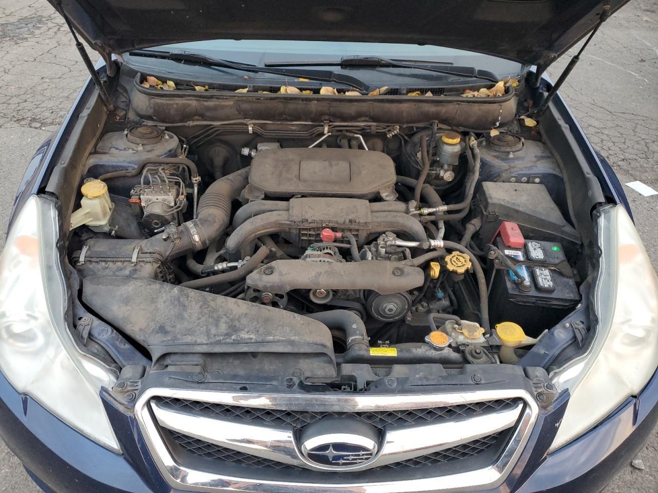 2011 SUBARU Legacy