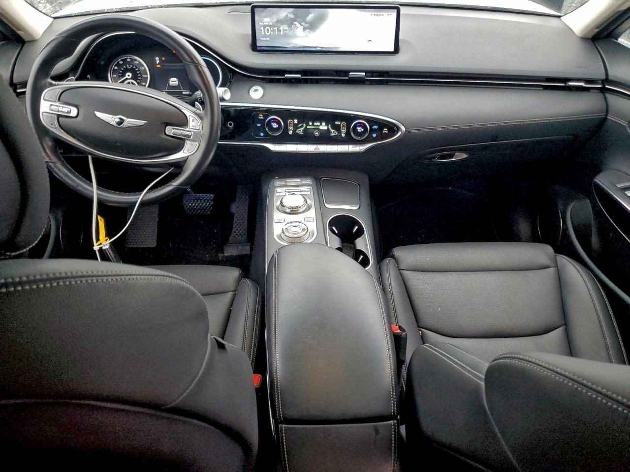 2022 GENESIS GV70