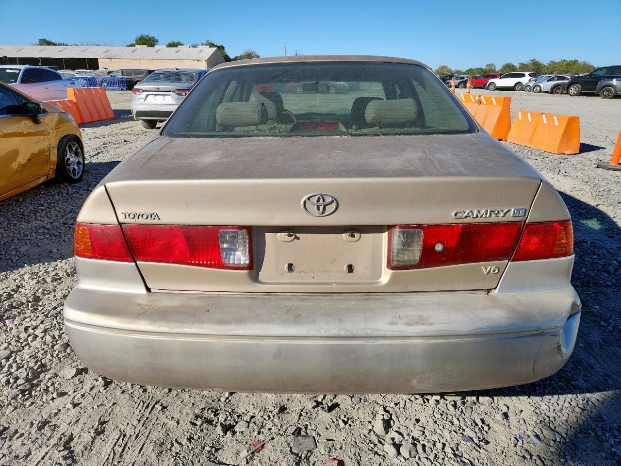 2001 TOYOTA CAMRY