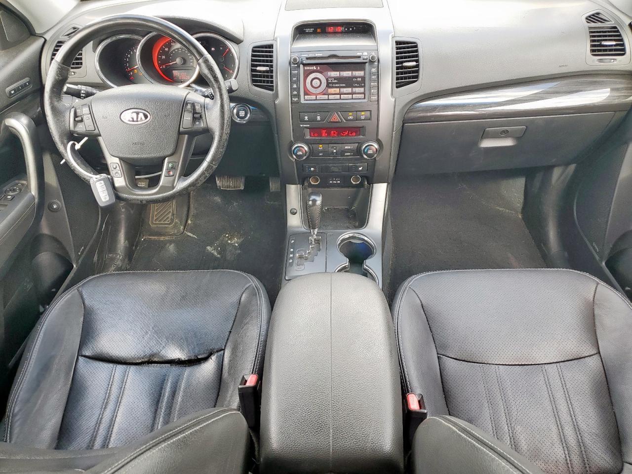 2013 KIA SORENTO