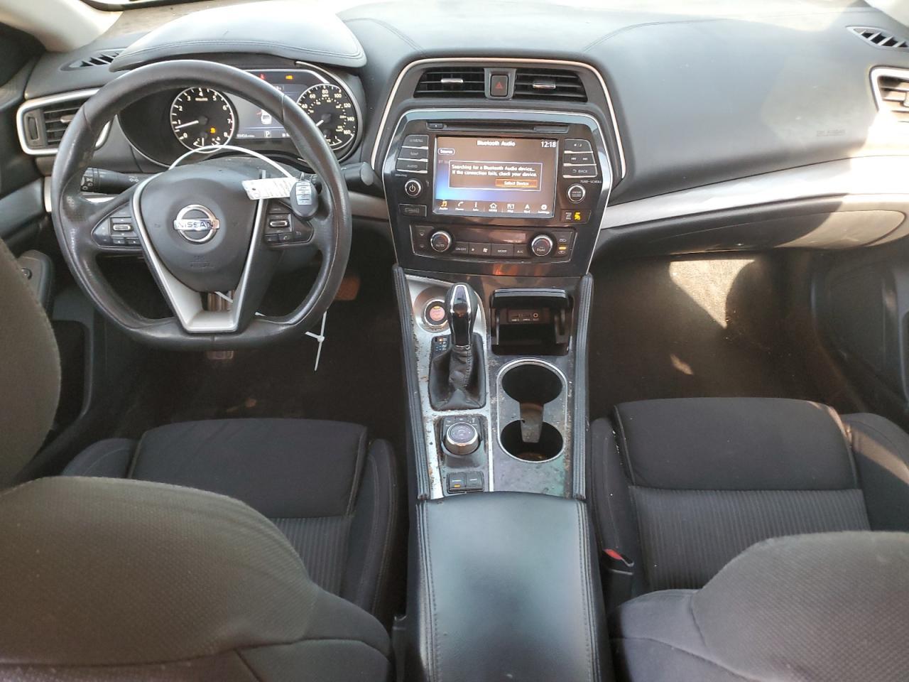 2017 NISSAN Maxima