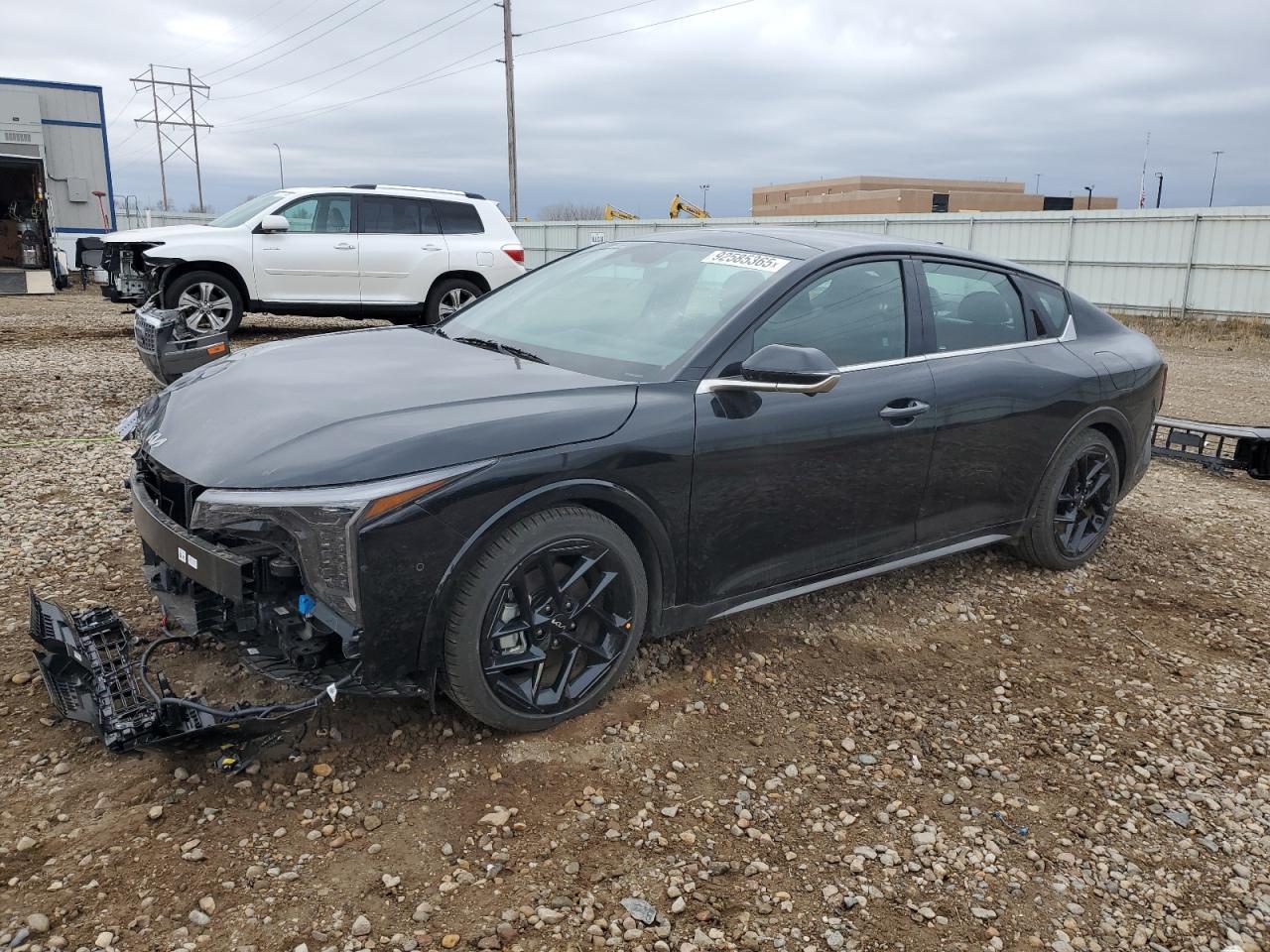 2025 KIA K4