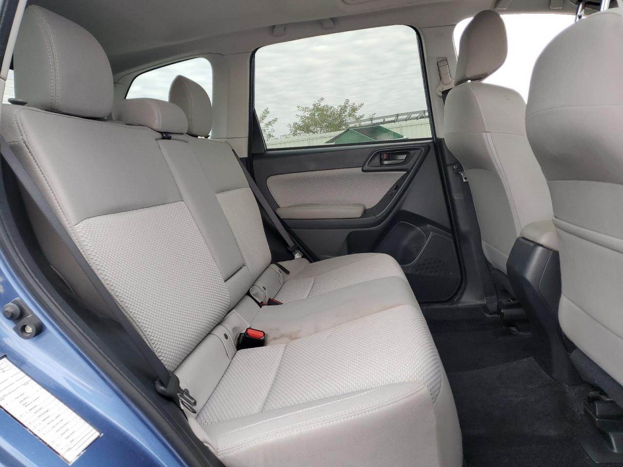 2017 SUBARU FORESTER