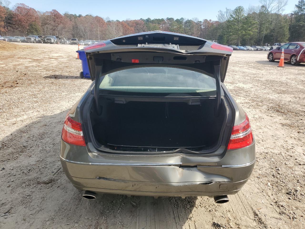 2013 MERCEDES-BENZ E-Class
