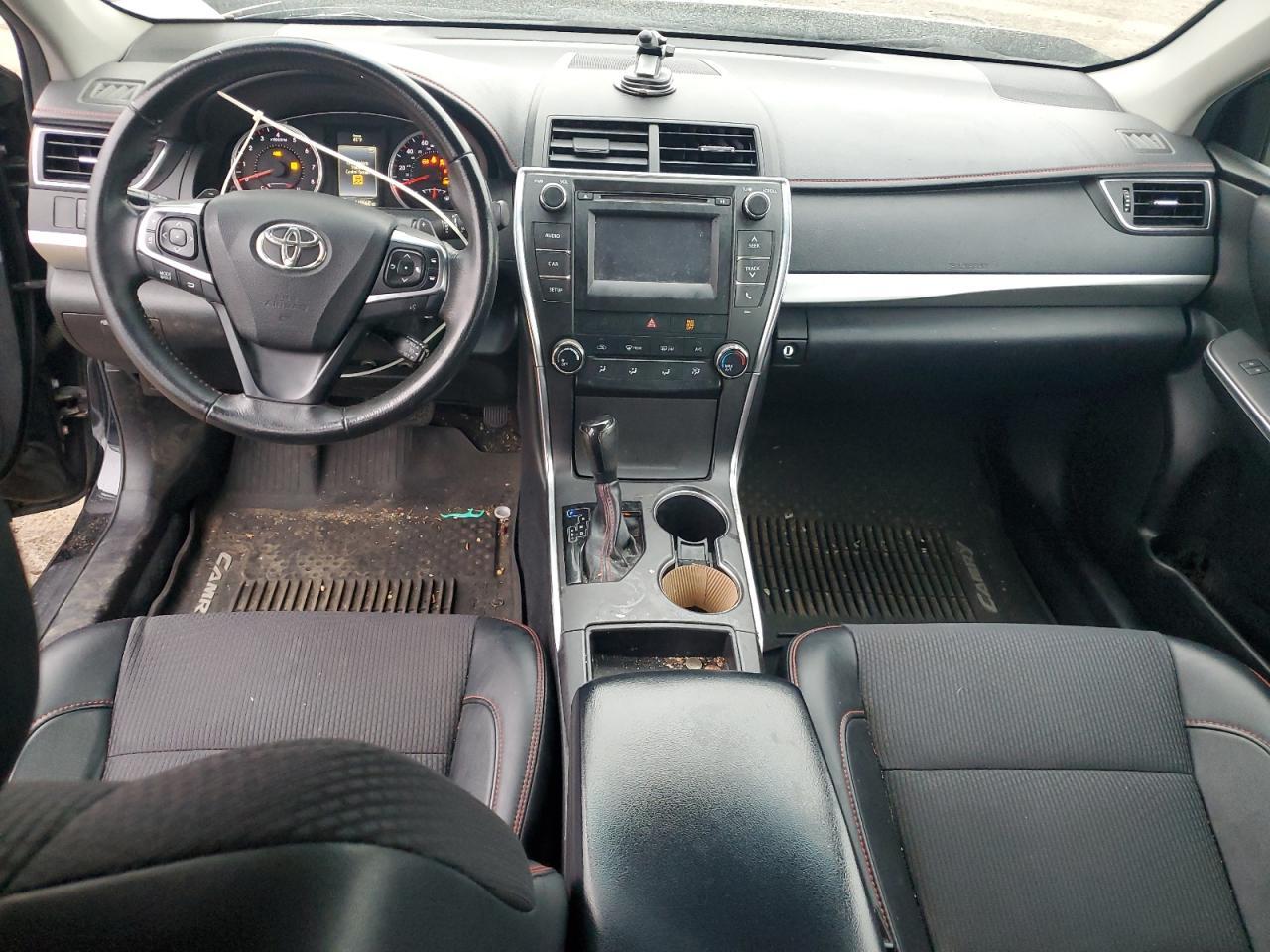 2017 TOYOTA CAMRY