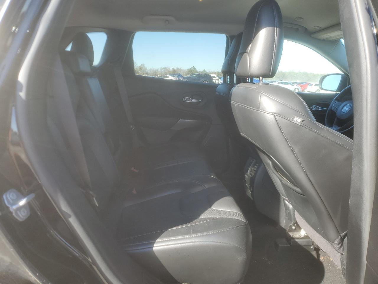 2020 JEEP CHEROKEE