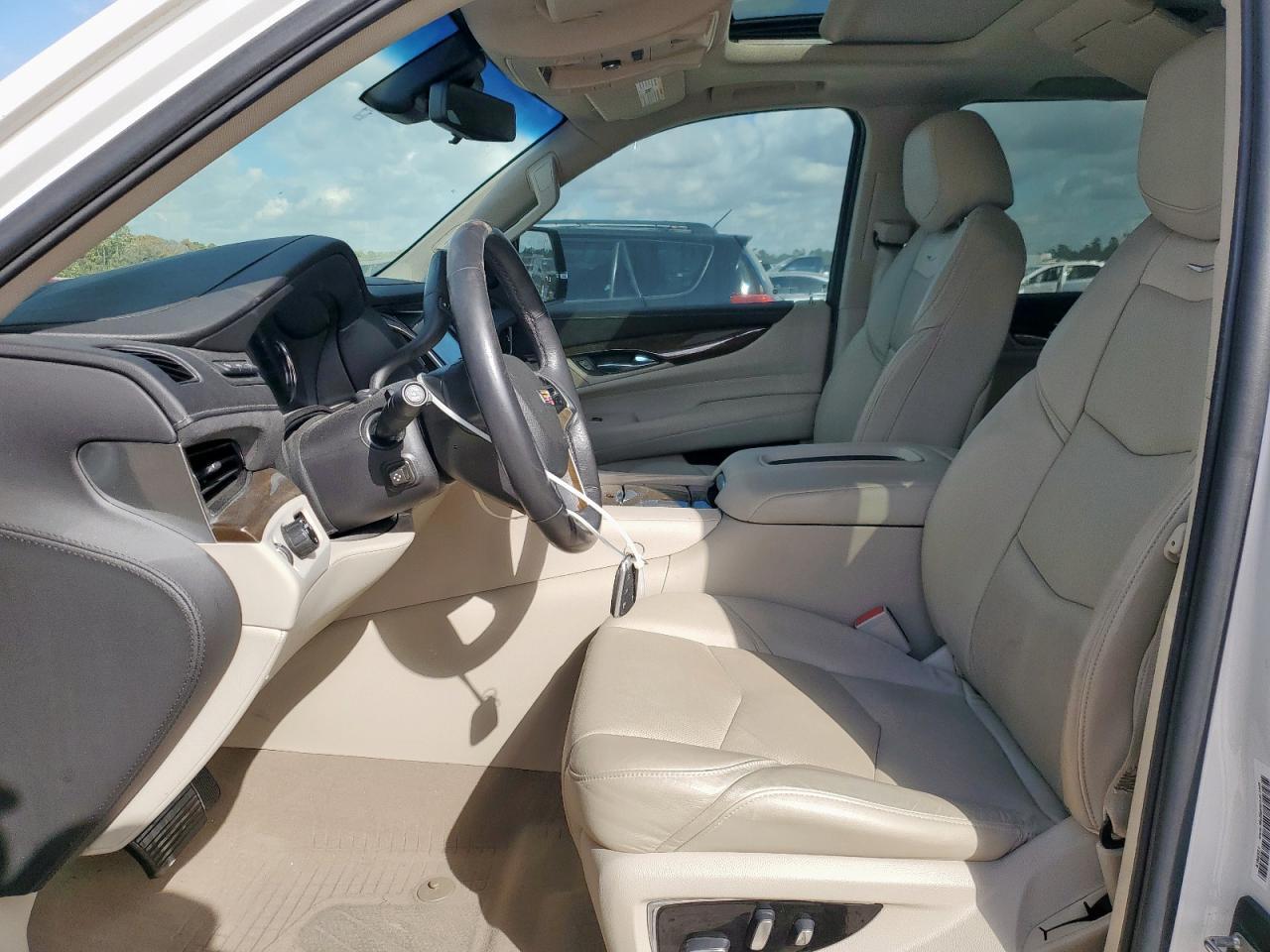 2019 CADILLAC Escalade ESV