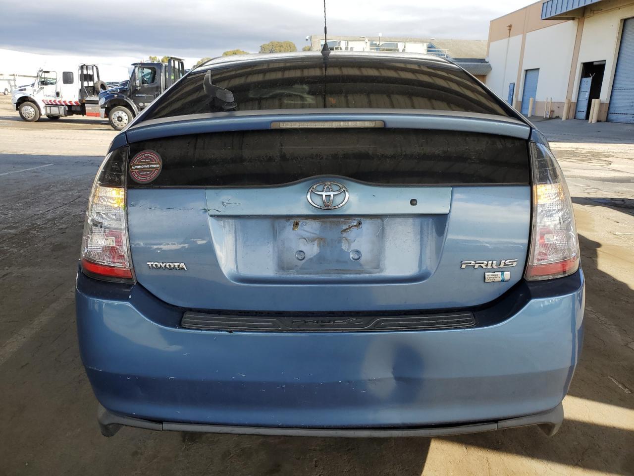 2004 TOYOTA PRIUS