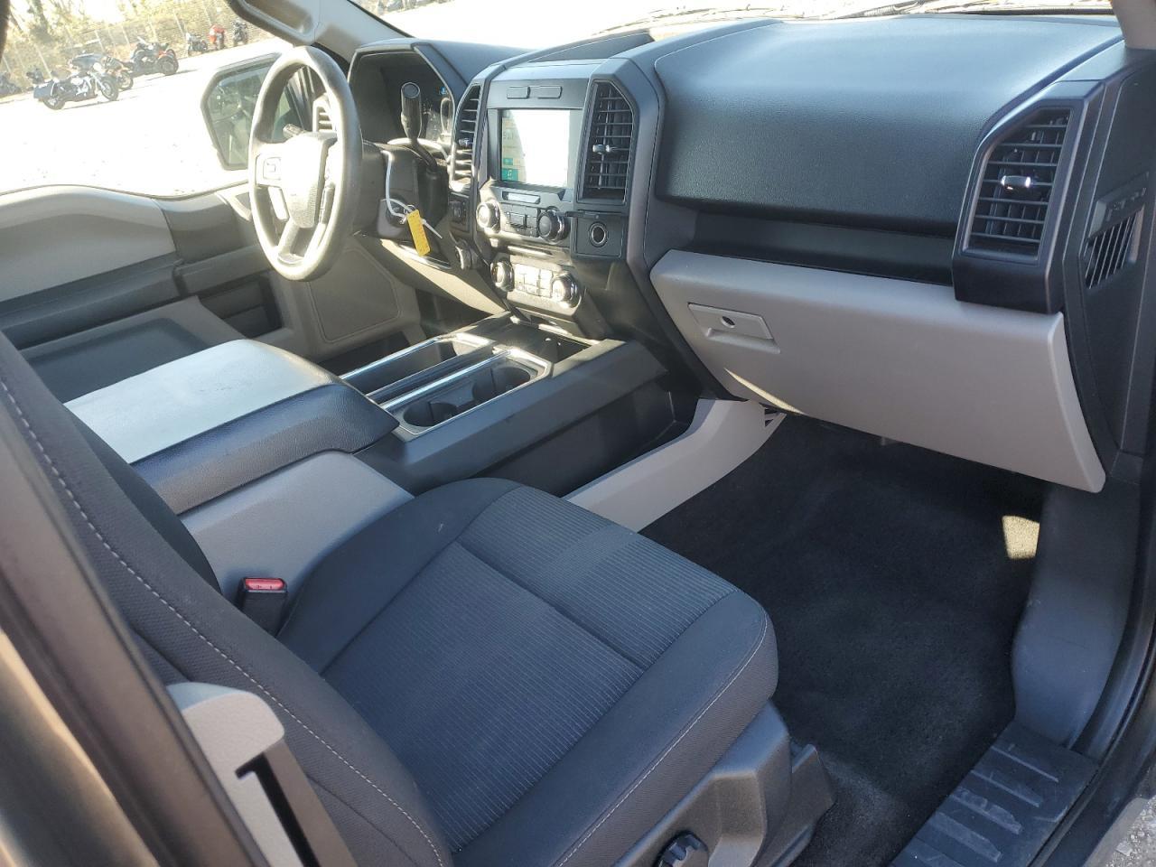 2017 FORD F-150