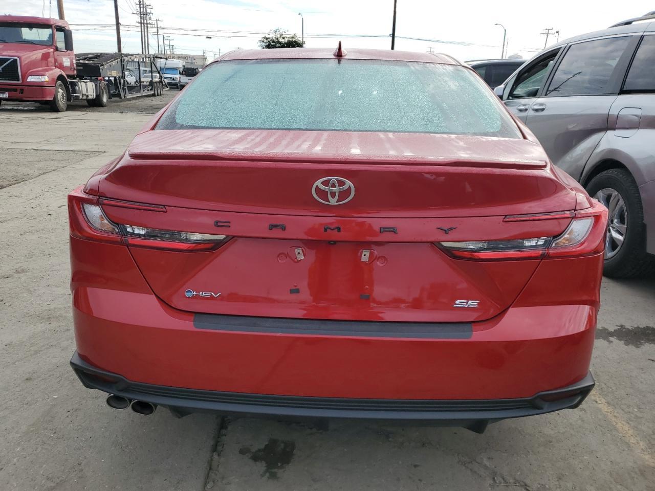 2025 TOYOTA CAMRY