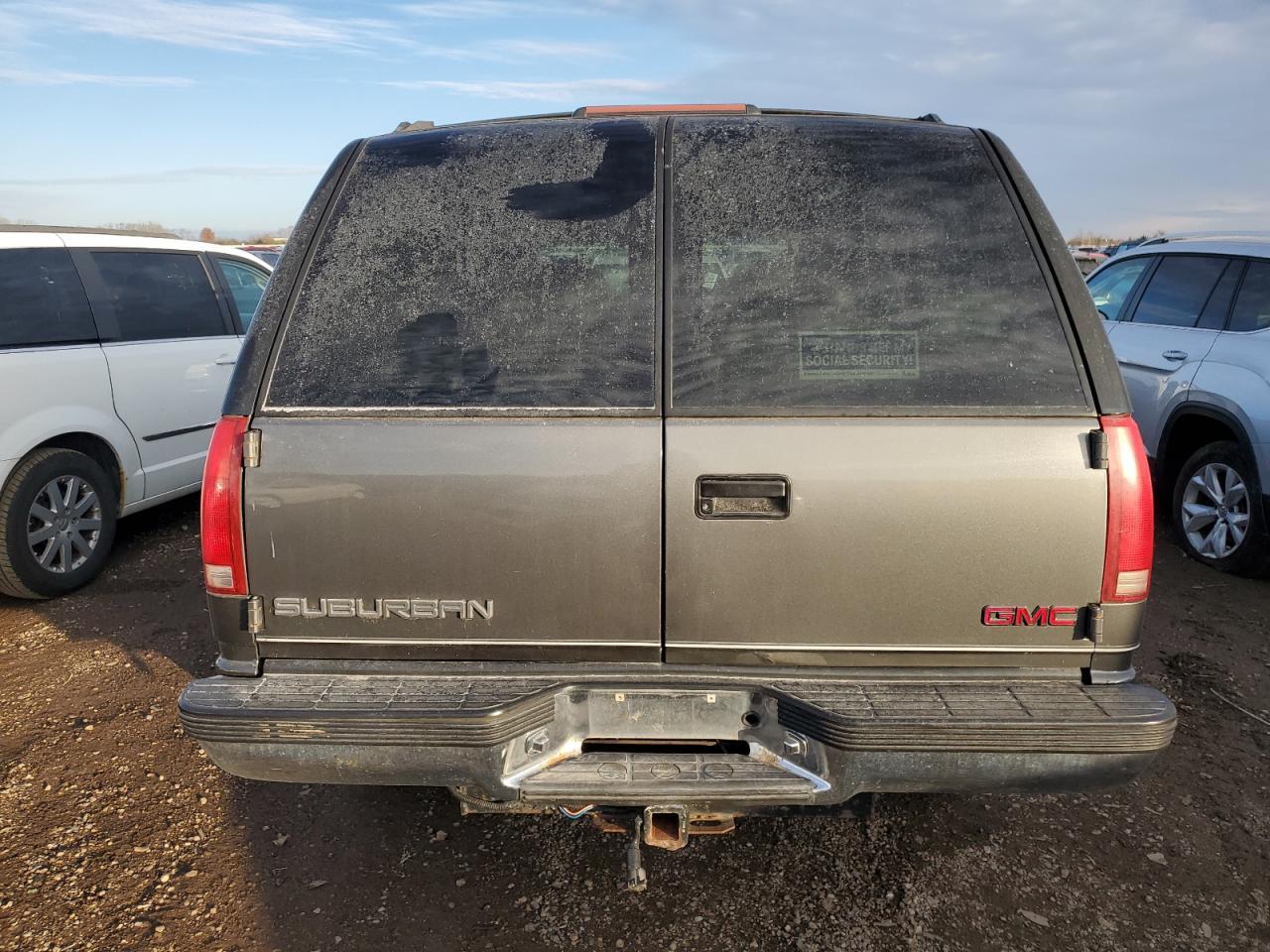 1999 GMC Suburban