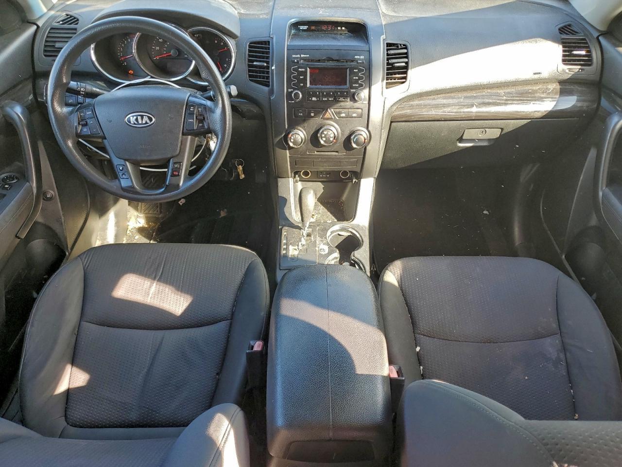 2011 KIA SORENTO