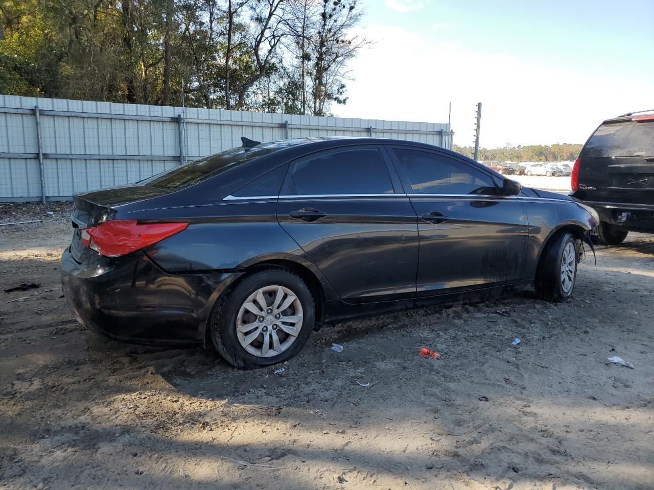 2011 HYUNDAI SONATA