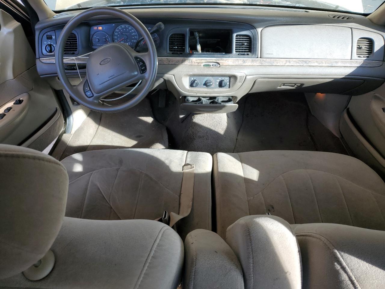 2000 FORD Crown Victoria