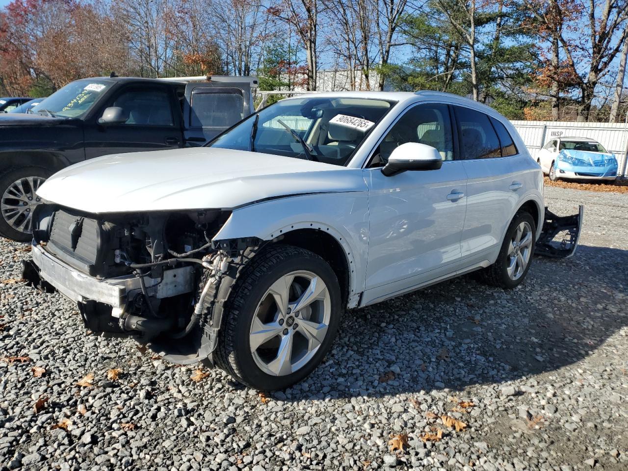 2021 AUDI Q5