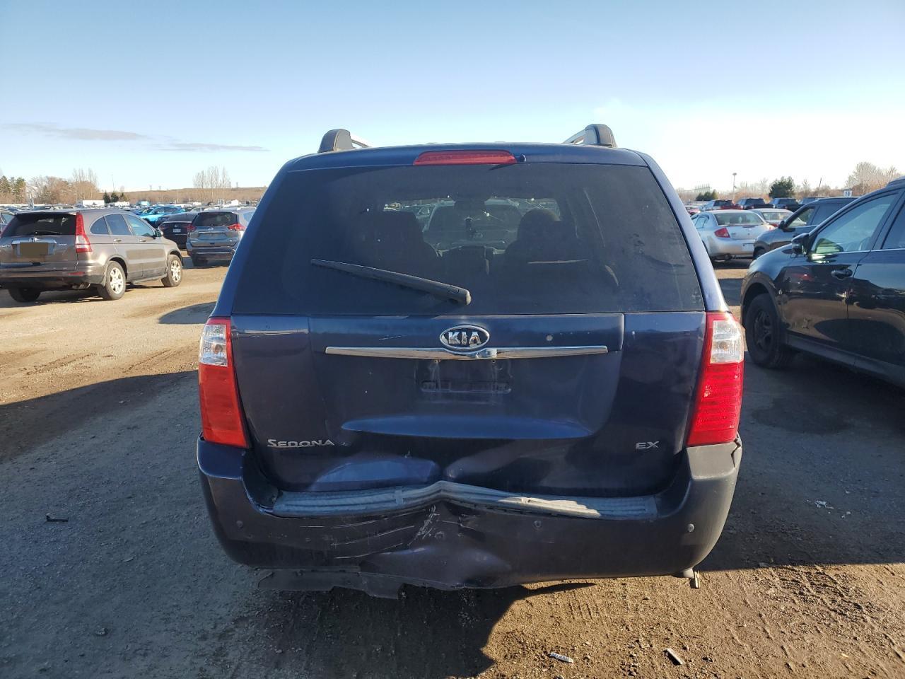 2008 KIA SEDONA