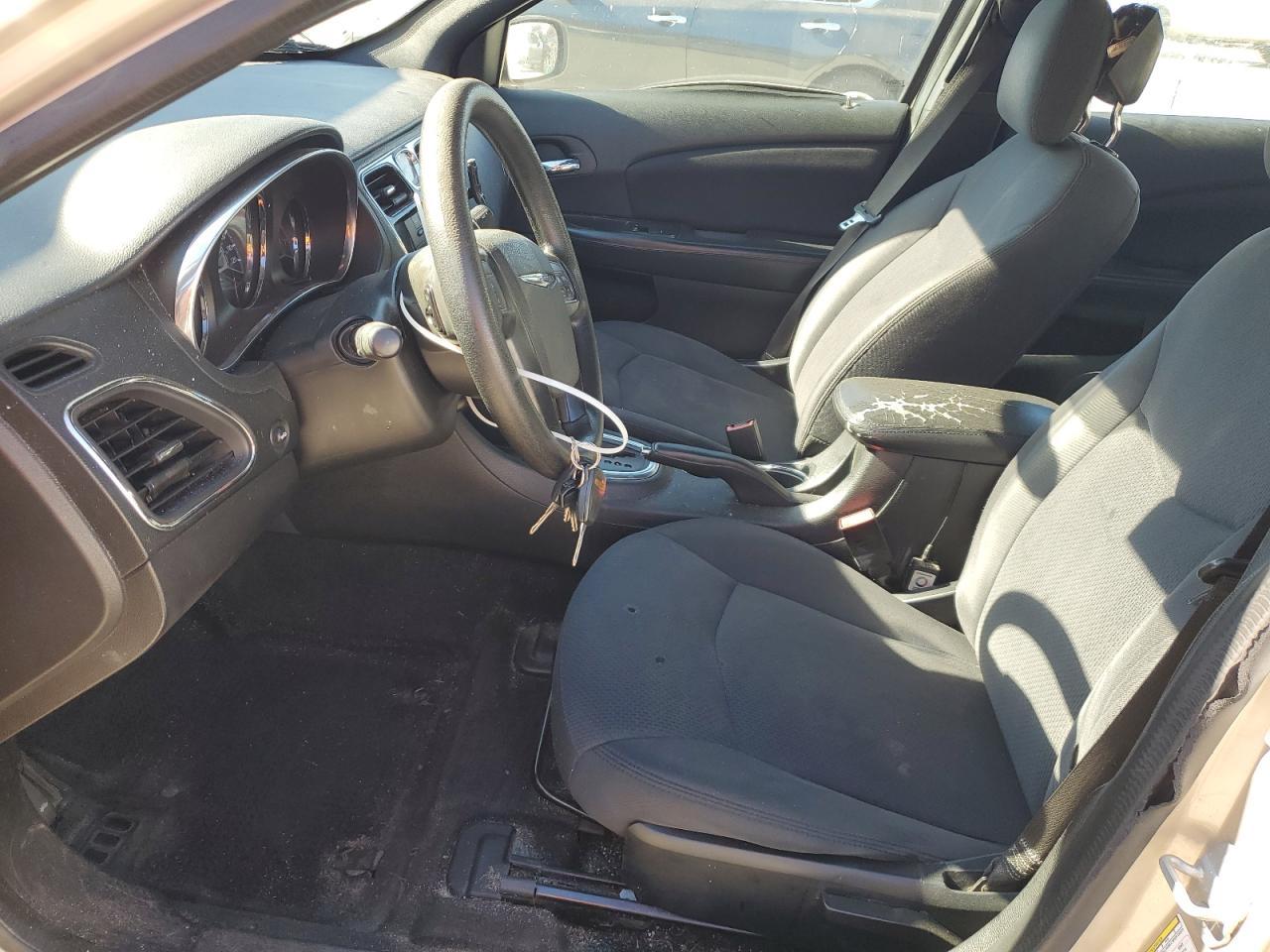 2014 CHRYSLER 200