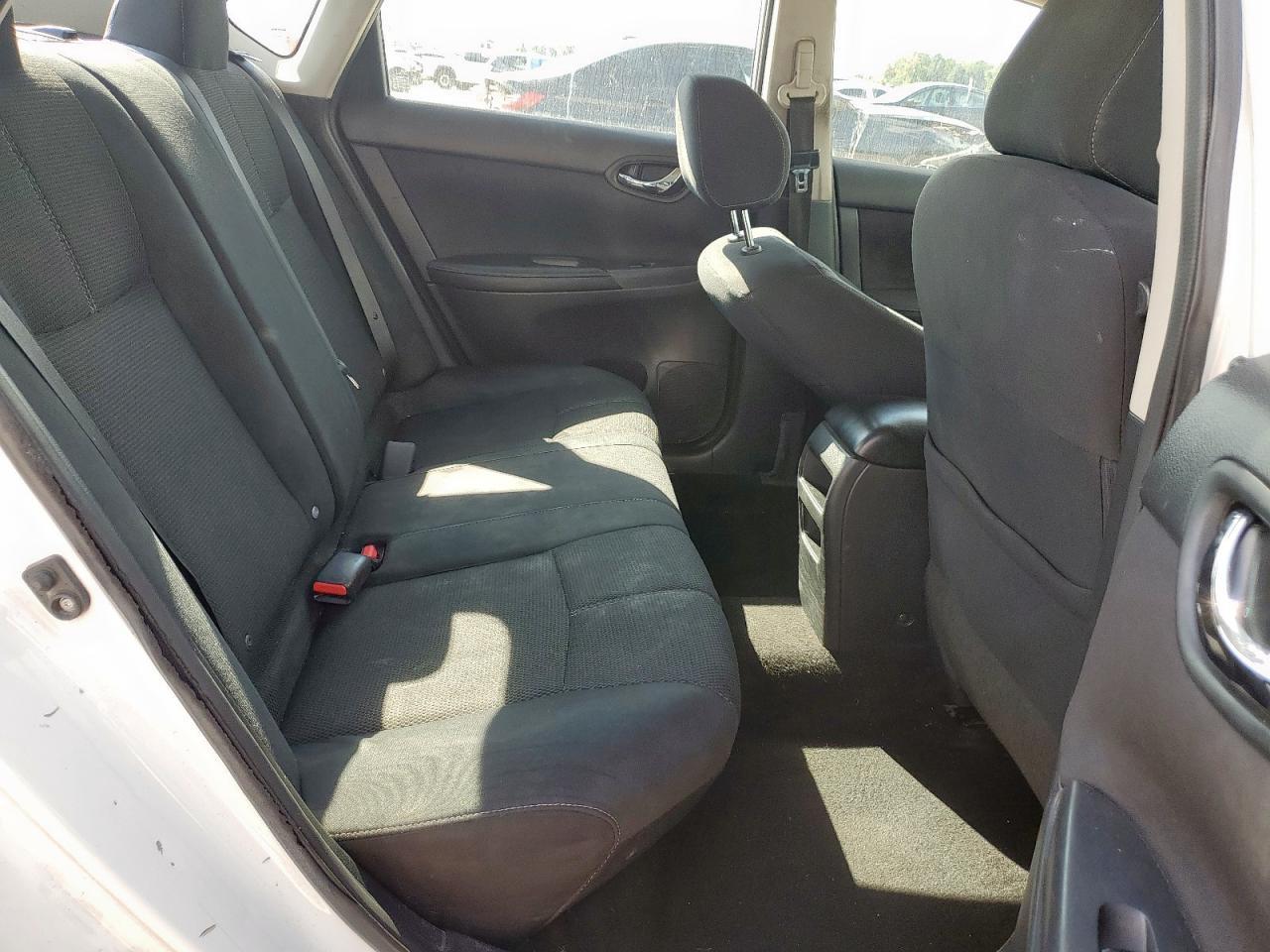 2016 NISSAN SENTRA