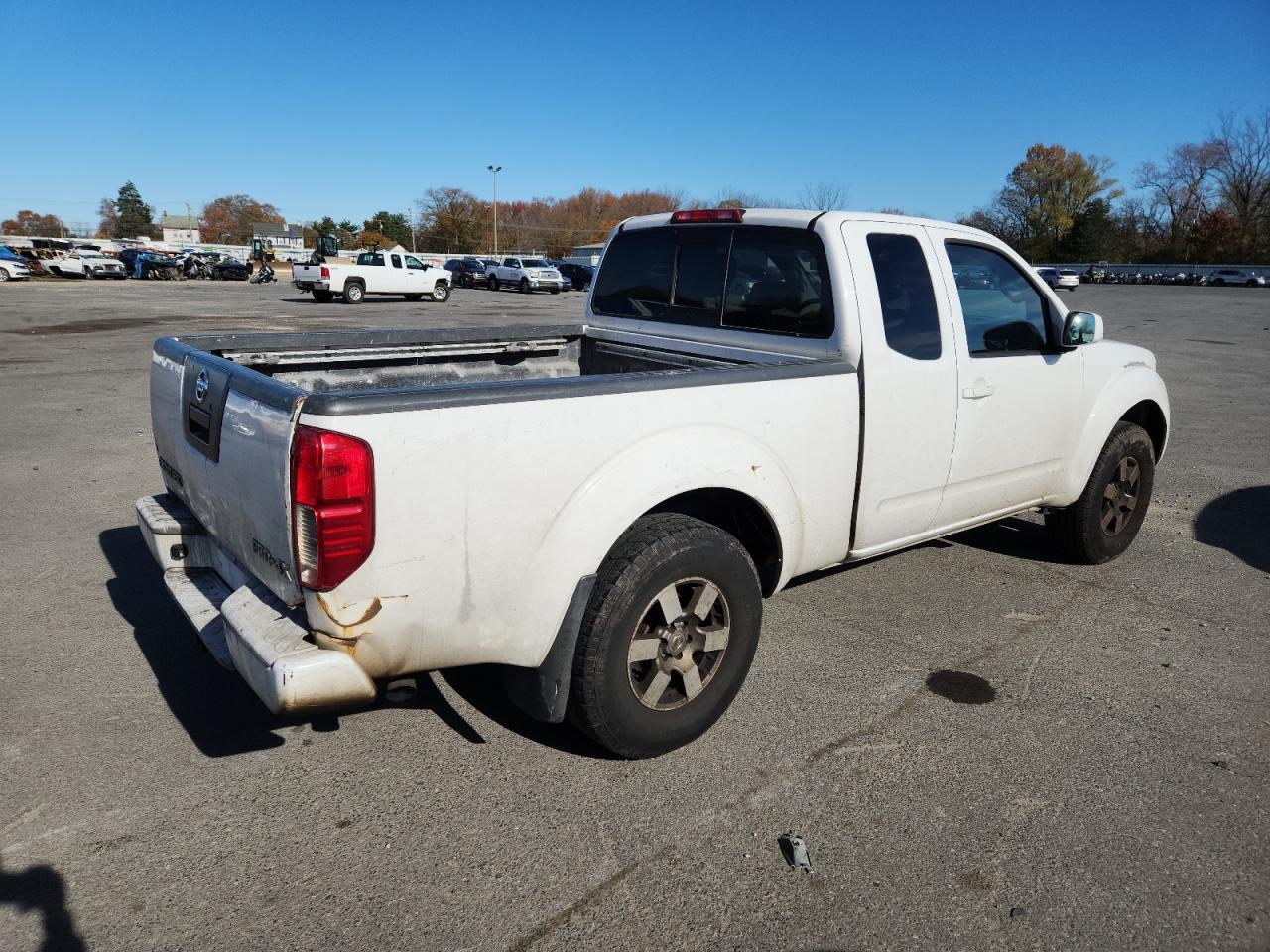 2012 NISSAN Frontier