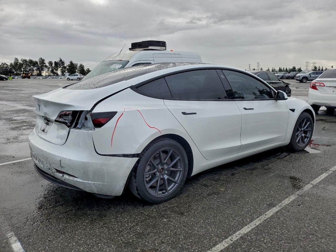 2021 TESLA MODEL 3