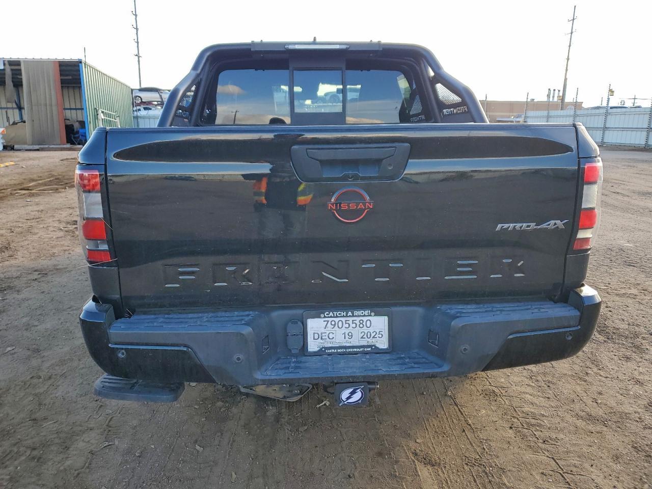 2022 NISSAN Frontier