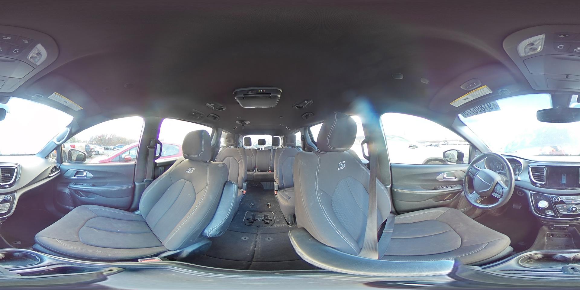 2020 CHRYSLER Pacifica