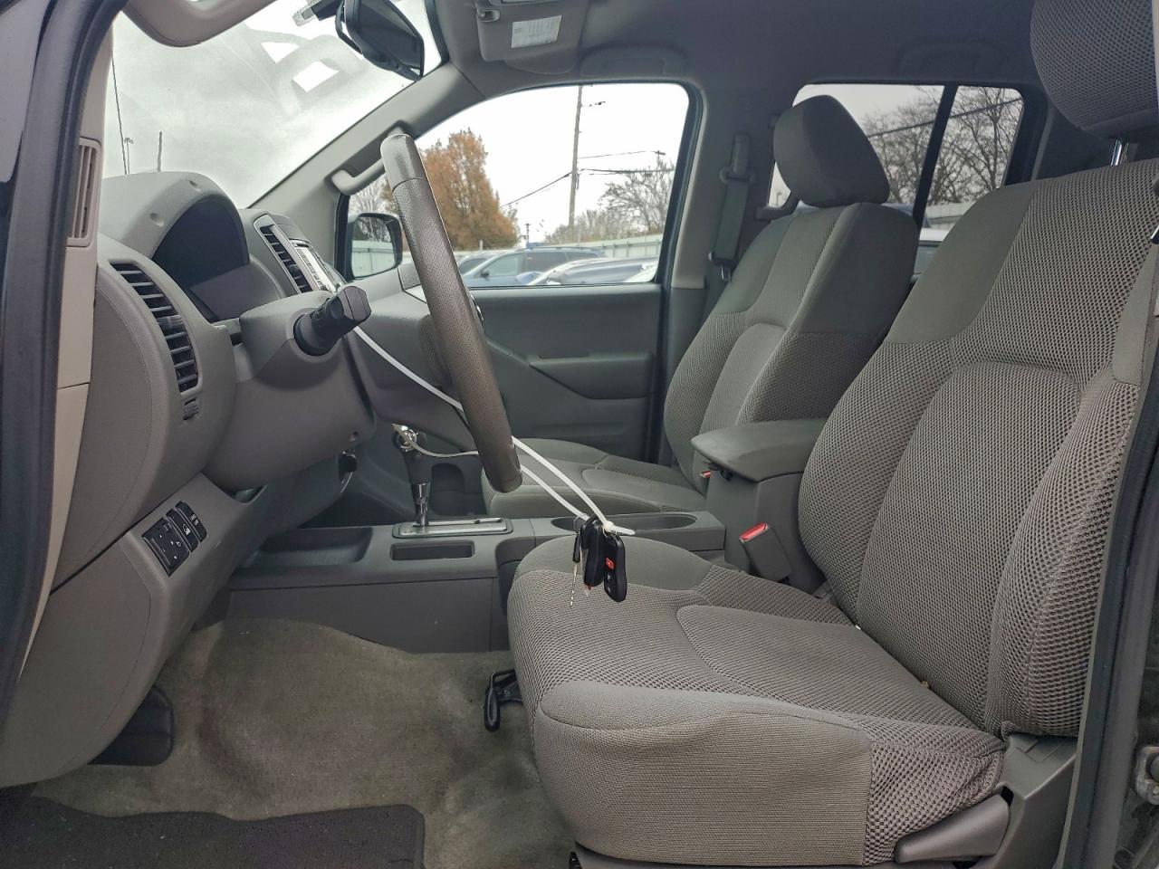 2016 NISSAN Frontier