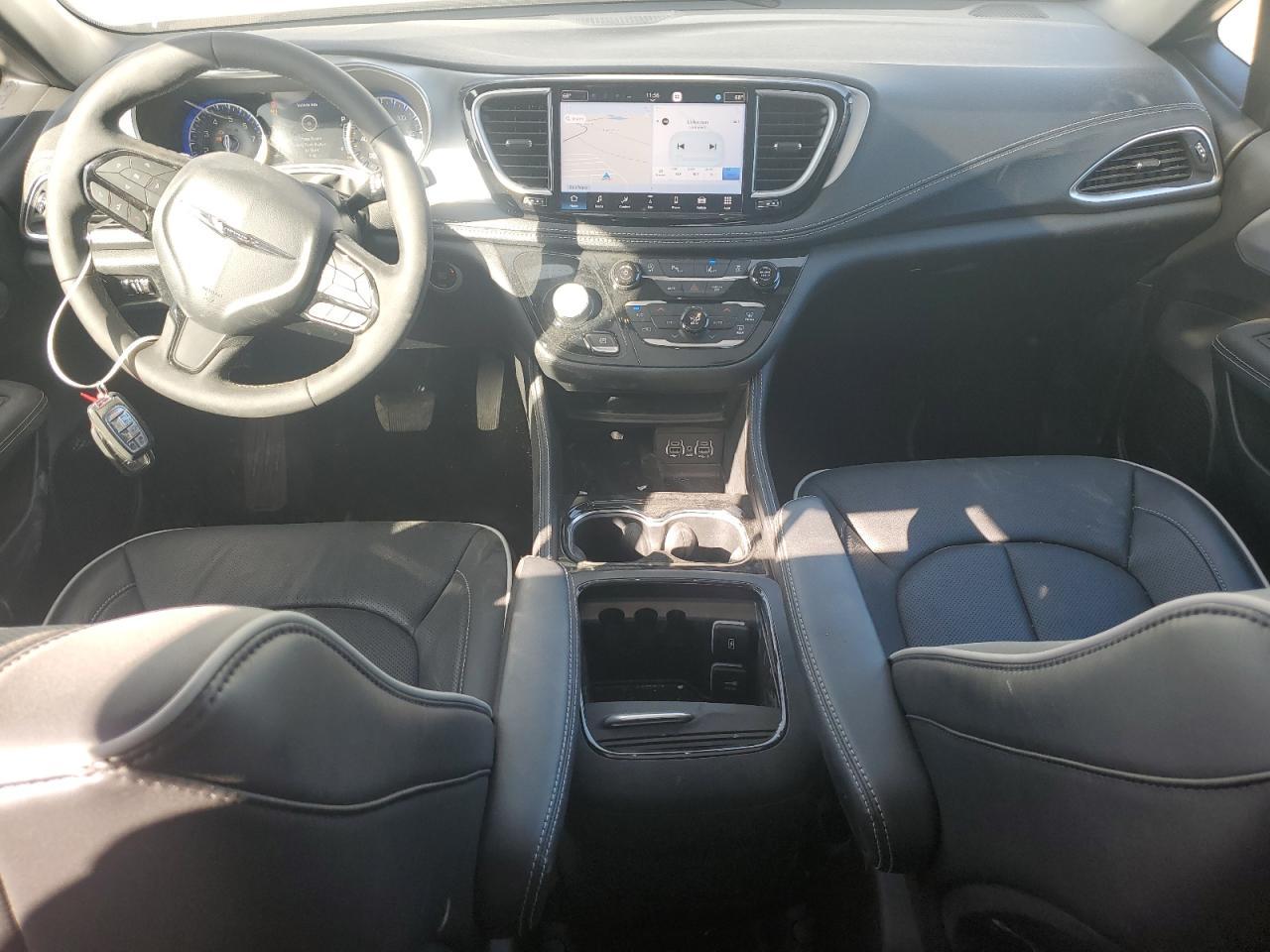 2025 CHRYSLER Pacifica