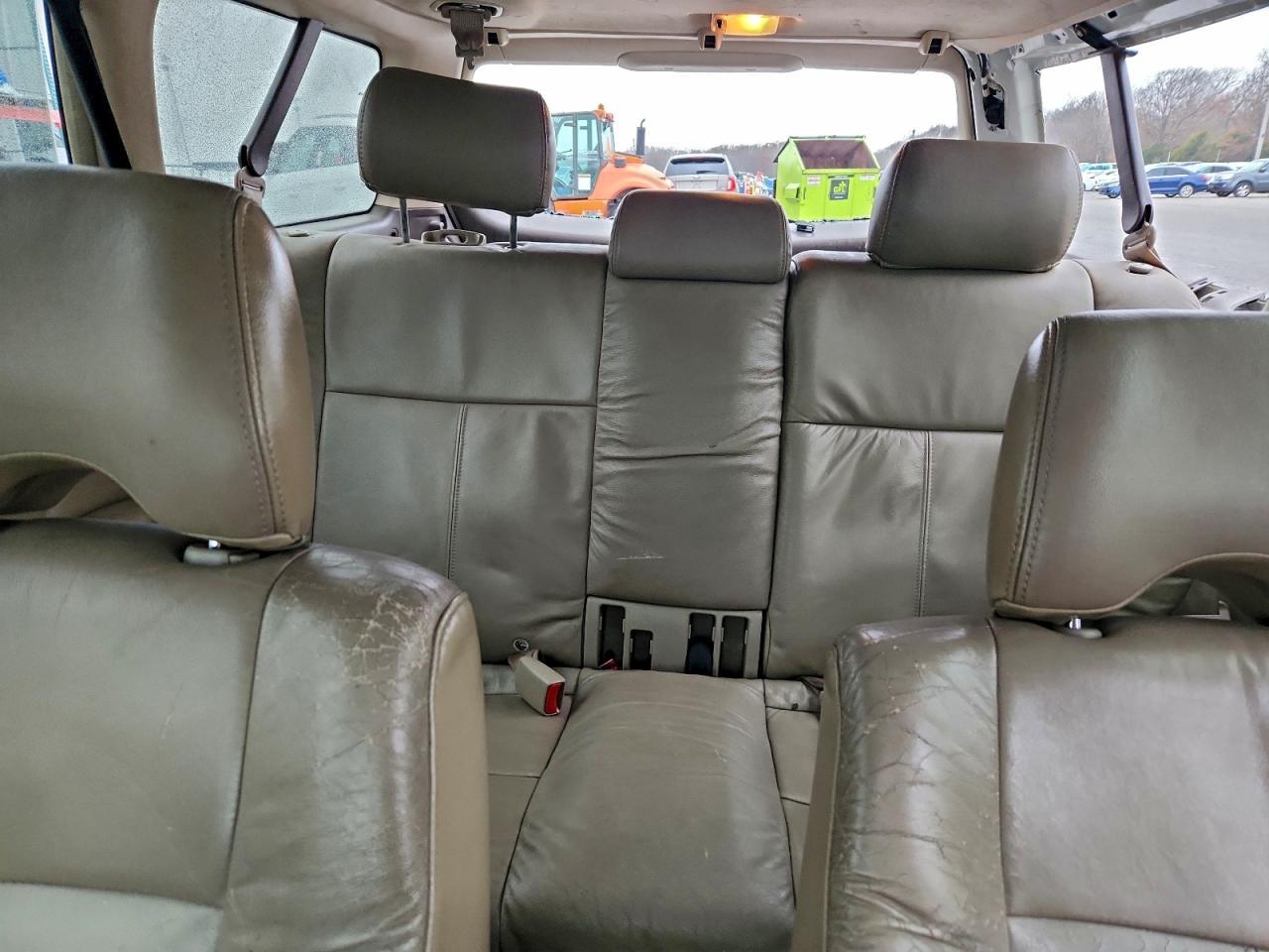 2004 SUBARU Legacy