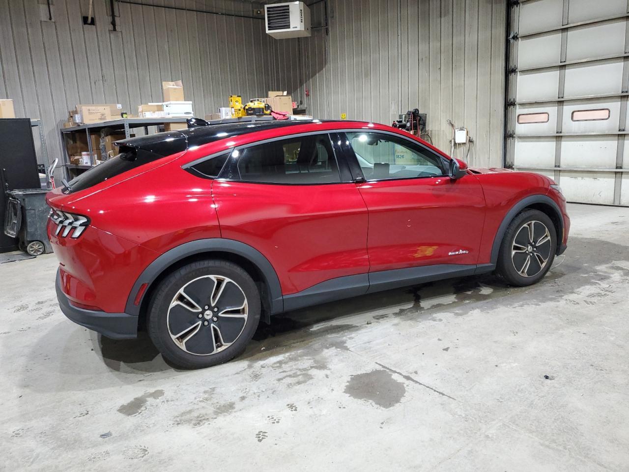 2021 FORD Mustang Mach-E