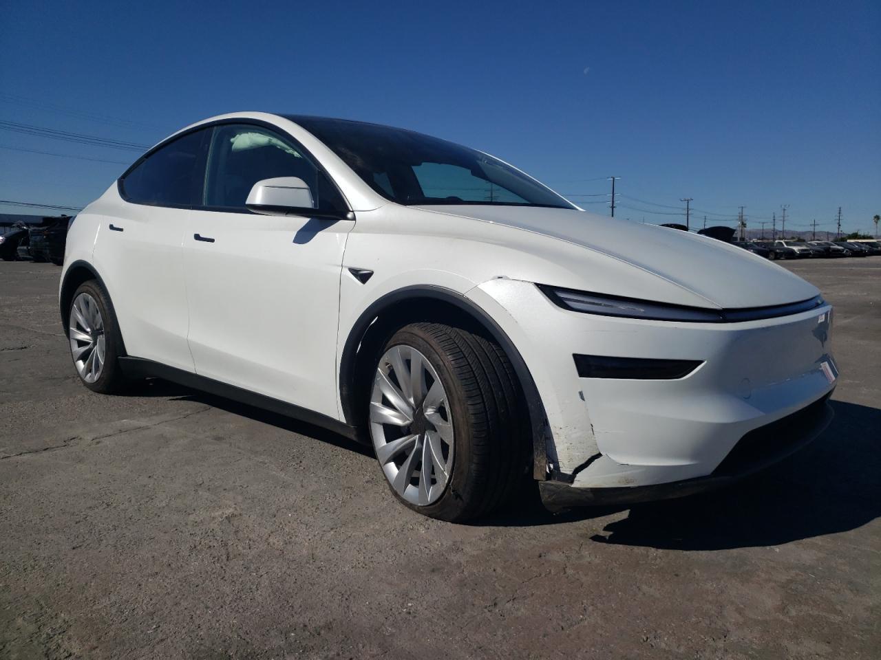 2026 TESLA MODEL Y