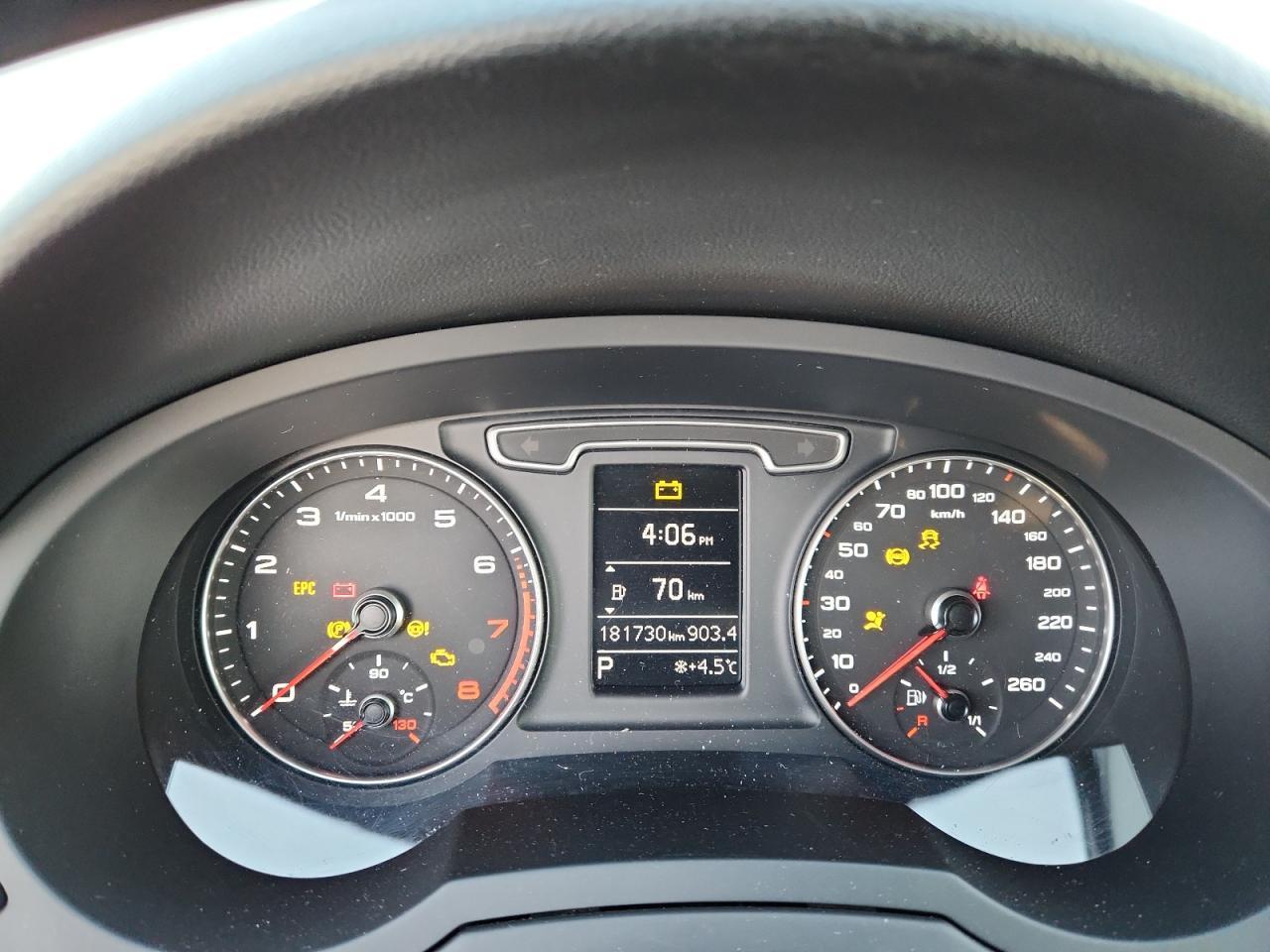 2015 AUDI Q3