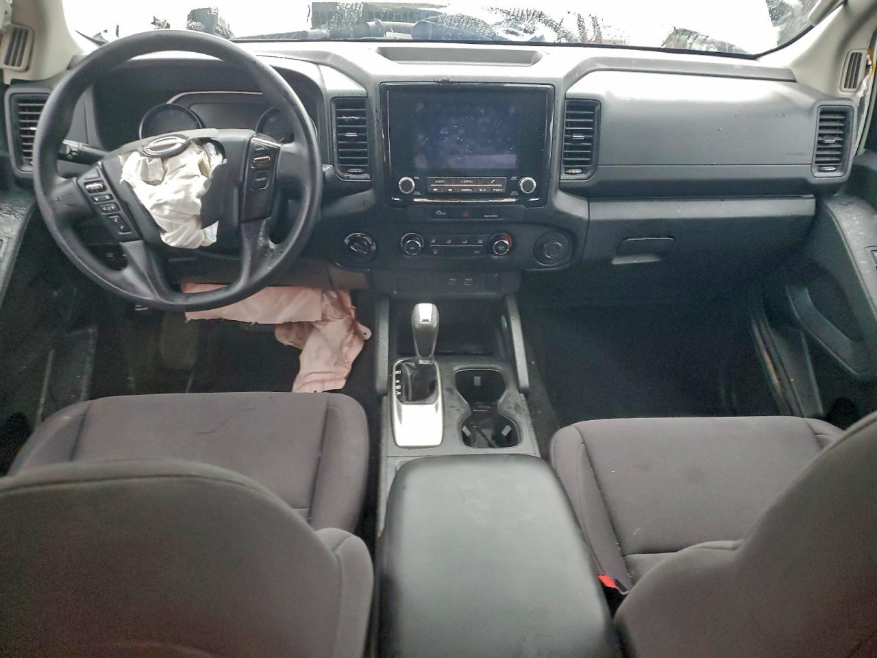 2024 NISSAN Frontier