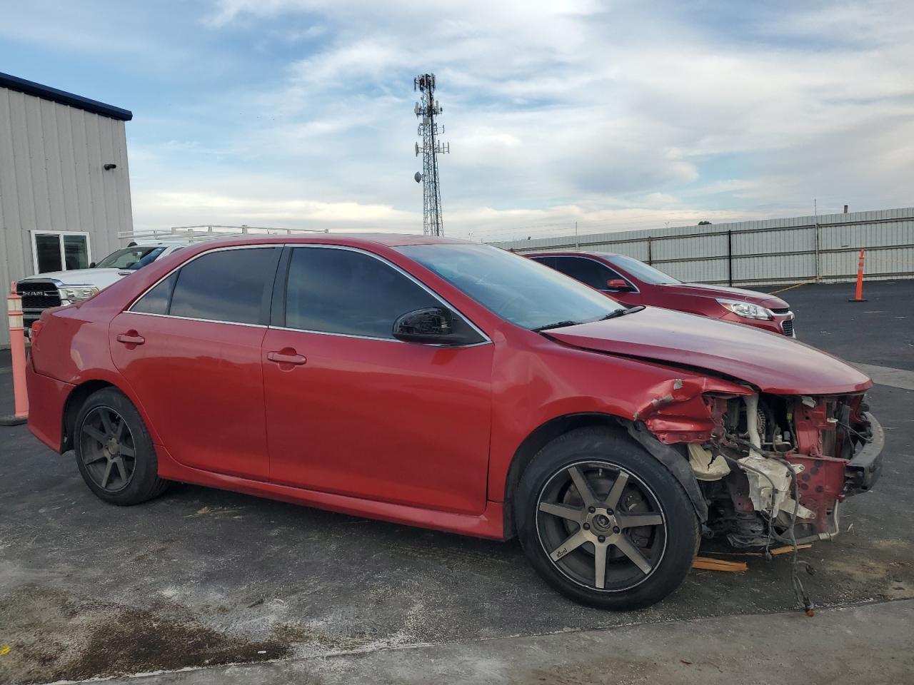 2013 TOYOTA CAMRY