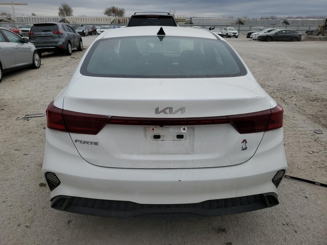 2023 KIA FORTE