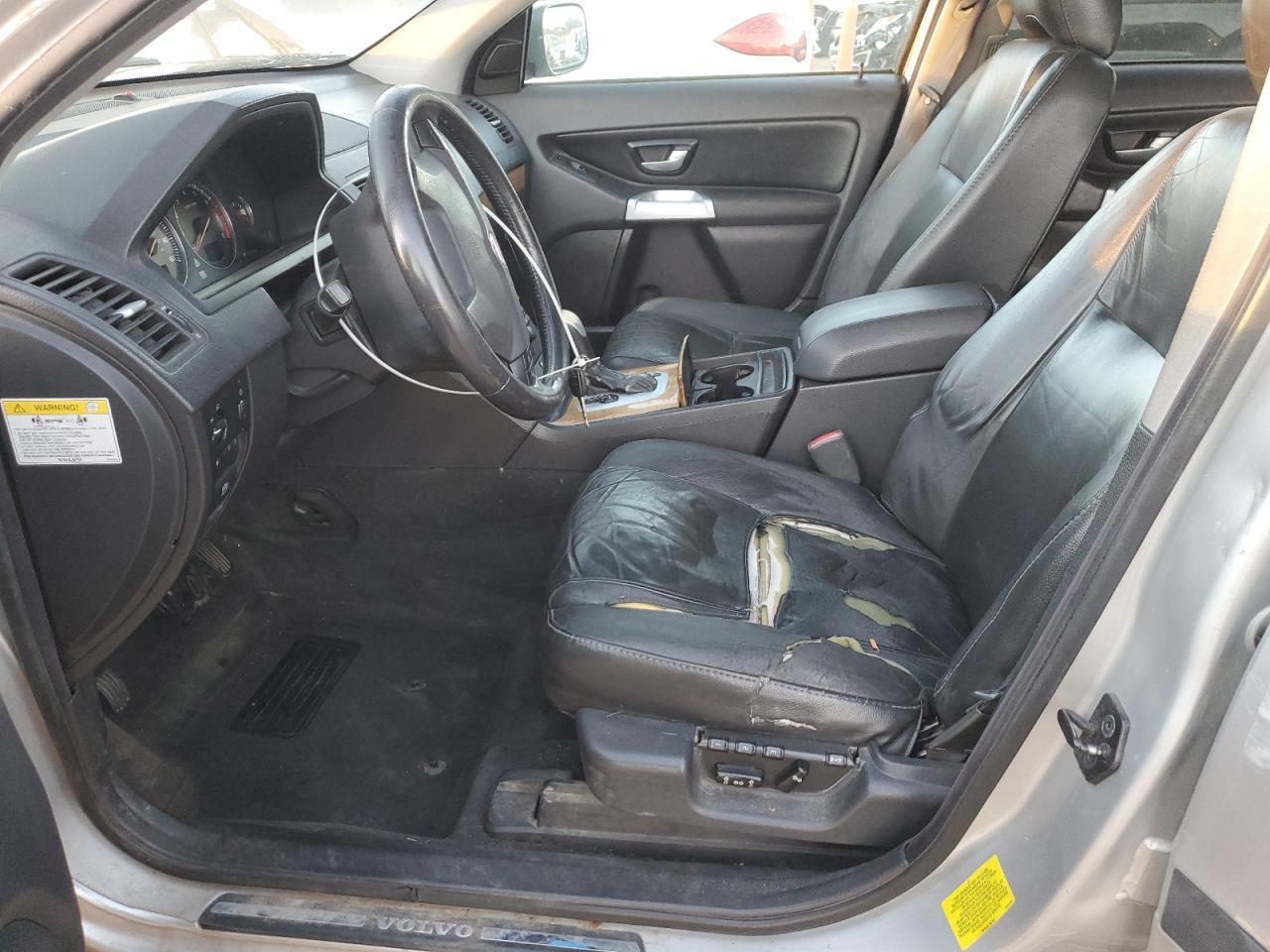 2004 VOLVO XC90