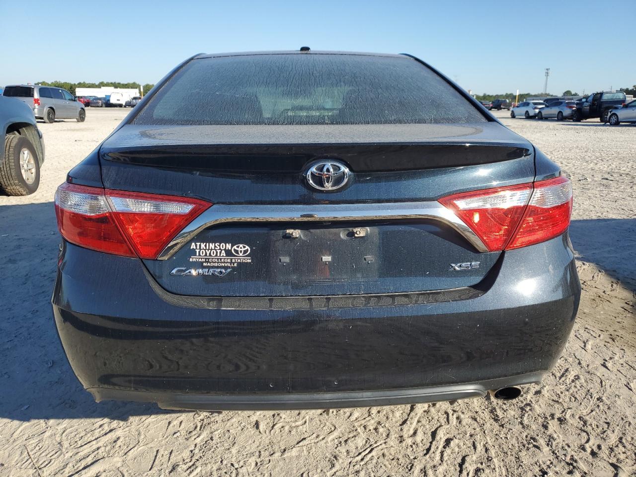 2015 TOYOTA CAMRY