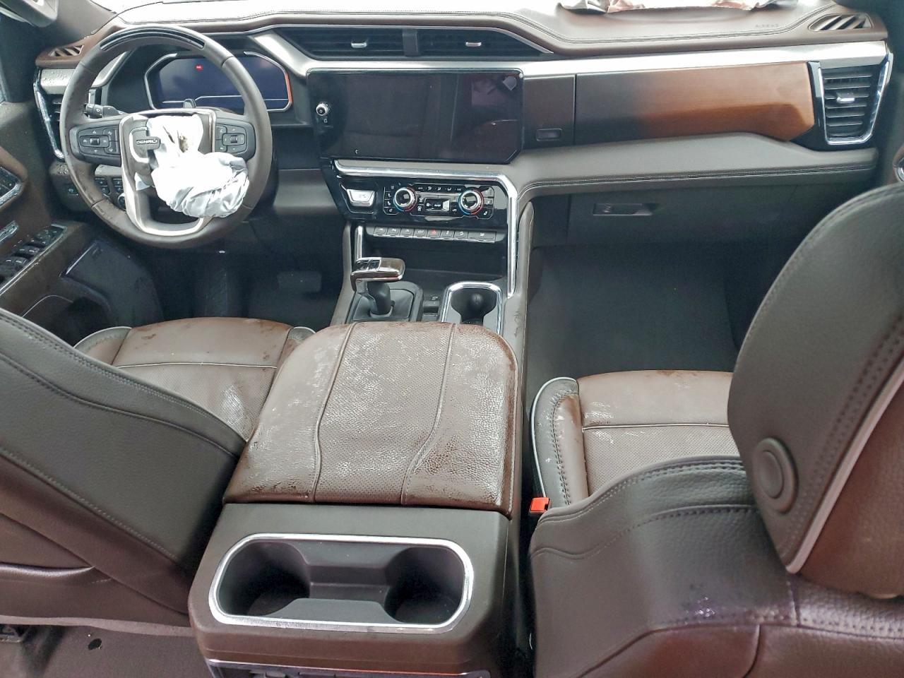 2024 GMC Sierra