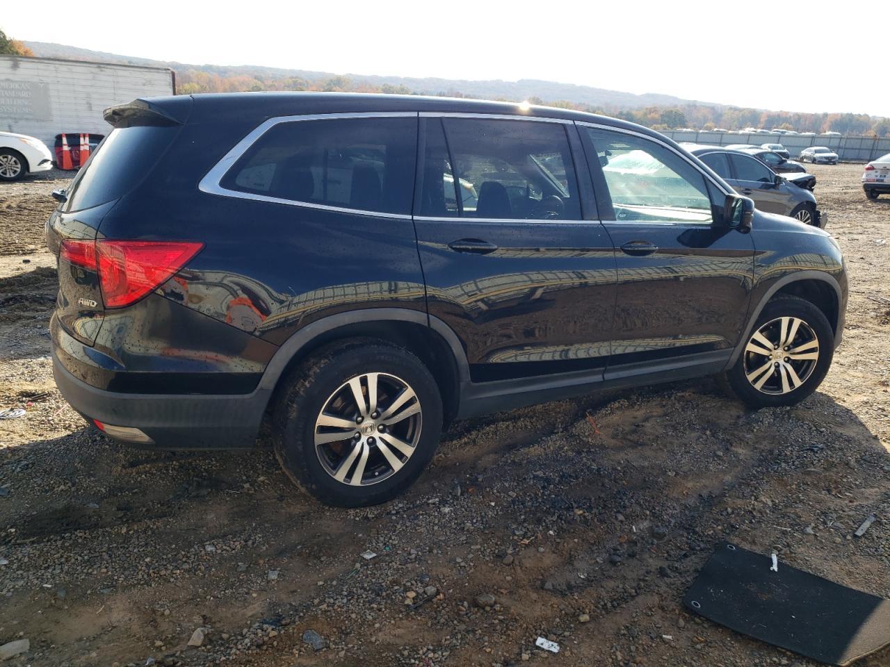 2017 HONDA PILOT