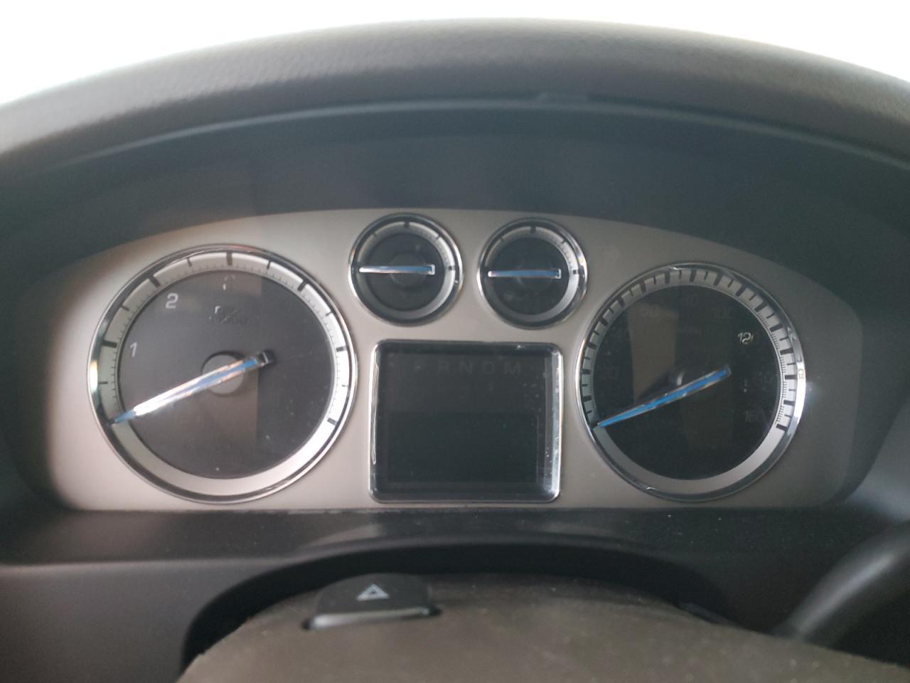 2011 CADILLAC Escalade ESV