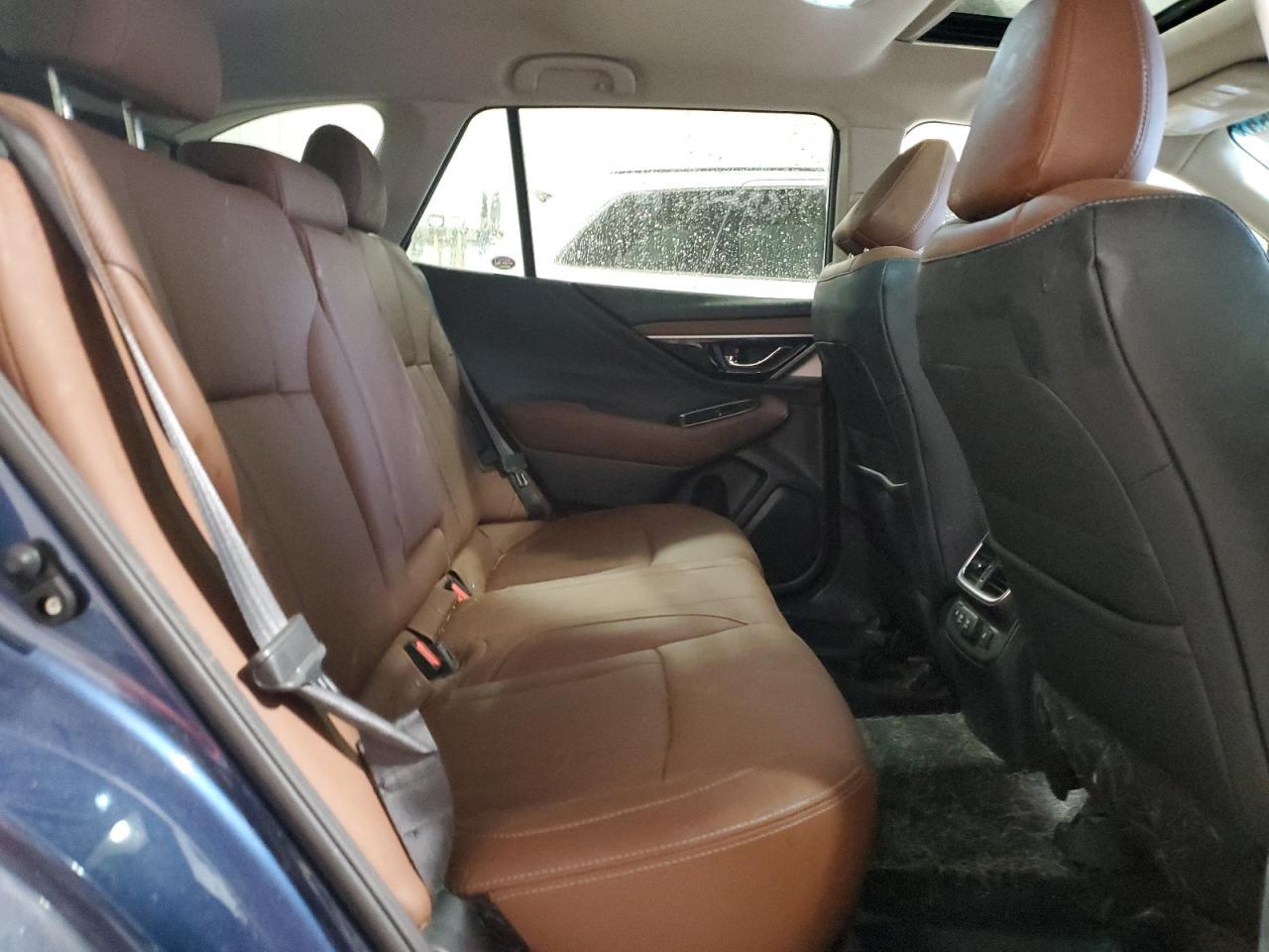 2022 SUBARU Outback