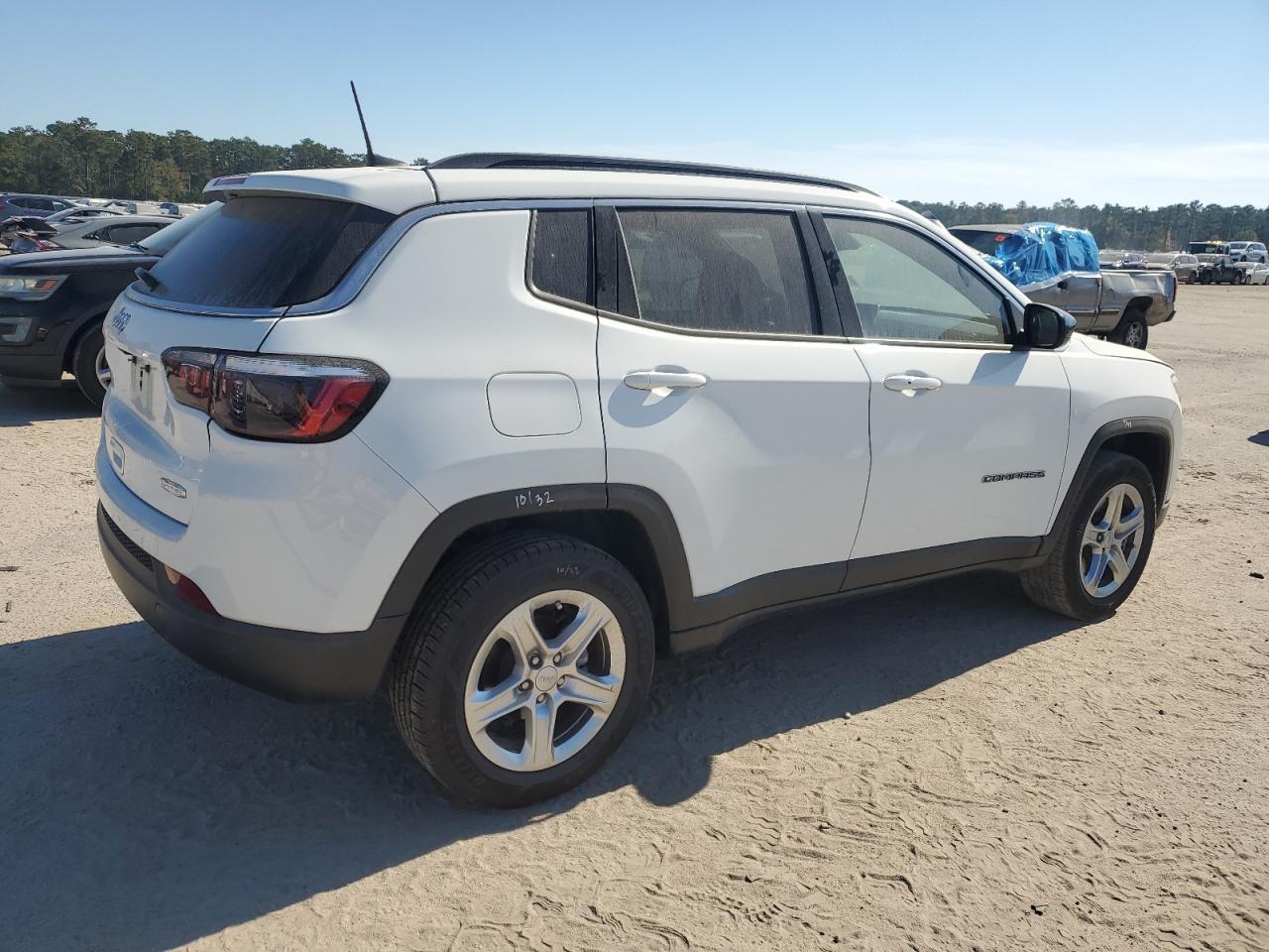 2023 JEEP Compass